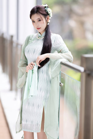 两个人的片中文在线观看视频