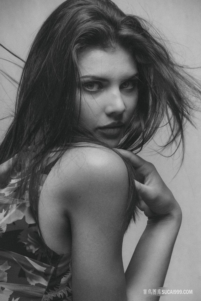 女王绑茎虐龟强制出精