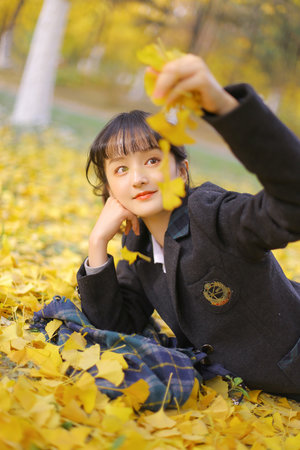 脱了裙子露j免费看