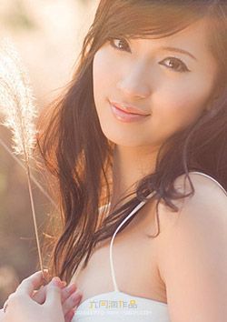 用毛笔挠下面尿孔