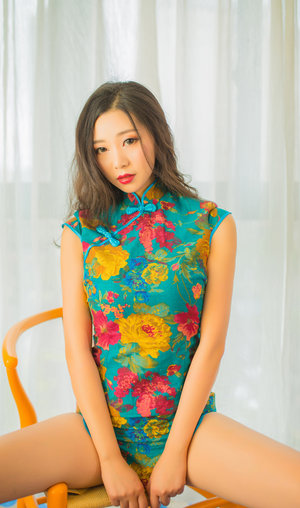 张开点我要尿进去h