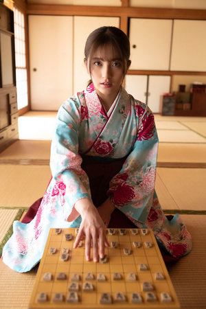 2012中文字幕国语版小说