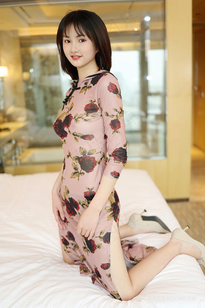 约战吊带旗袍肉丝邻居骚妇多姿势艹逼