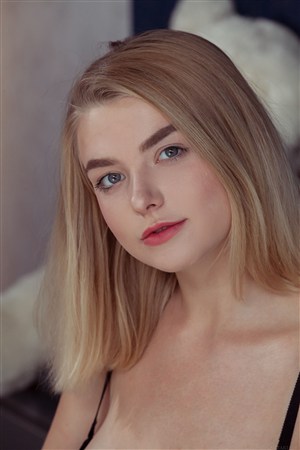 陈三第一次干白结小说