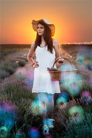 八重神子衣物裂开