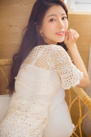 顾城描写英儿身体