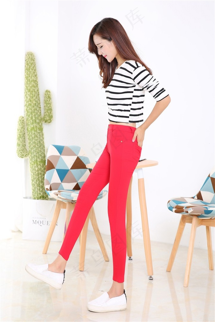 女生一边喘气一边说痛