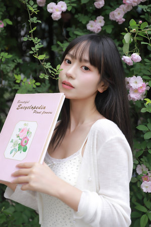 极品白皙女神被灌醉