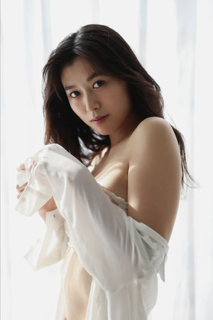 边摸边吃奶边做娇喘视频