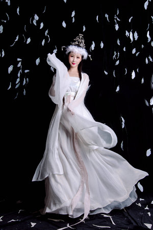 心怀不轨年龄差1V1