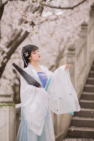 波多野结衣观看剧情