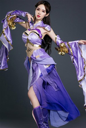 男同桌掀起奶罩又亲又摸