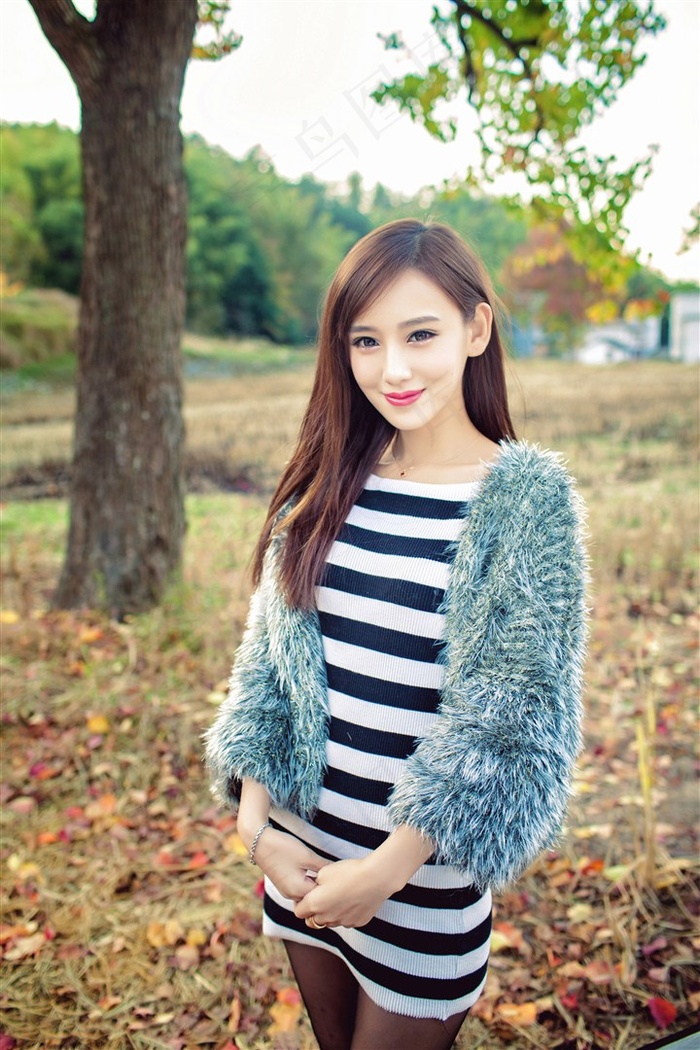 文静掩饰不了淫荡的内心