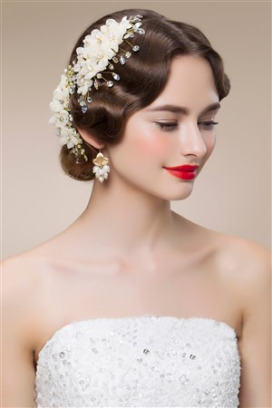 年轻的朋友妻子电影