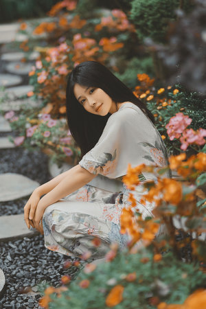 丰满女老板的引诱