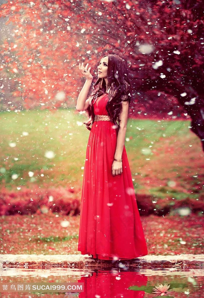 哎呀皇后娘娘来打工免费全集