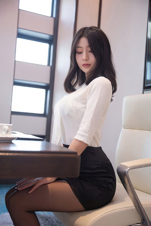 佳柔和院长公的第一次视频