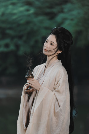 她在丈夫面前被甩了电影