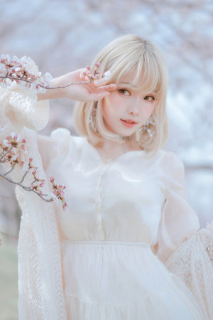 厉元朗水婷月免费