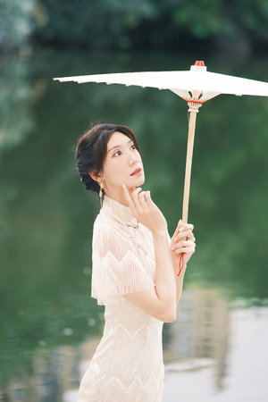 色即是空电影2015中文