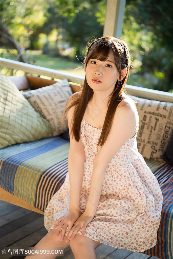 大波美女自慰电影