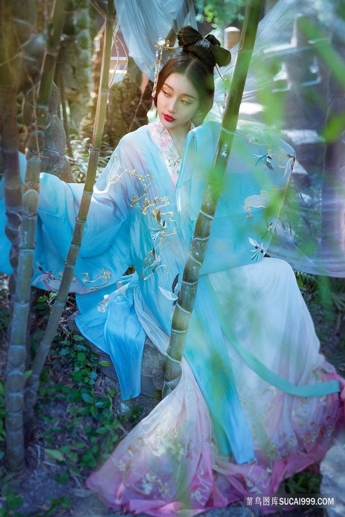 中字在姨母家爱情的含义