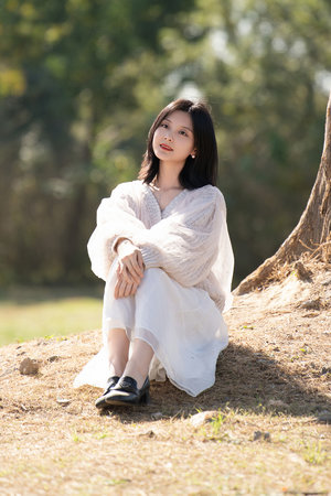 和前女友去酒店开房不戴套来一炮出出火