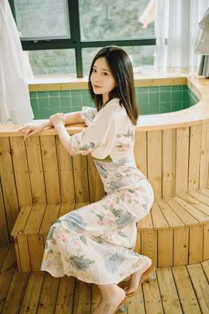 裙子里面有野兽