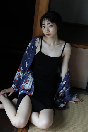 日日夜夜亚洲精品屋